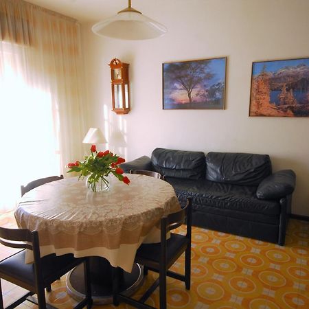 Villa Clara Lignano Sabbiadoro Exteriör bild